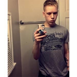 Meet your Posher, Cory